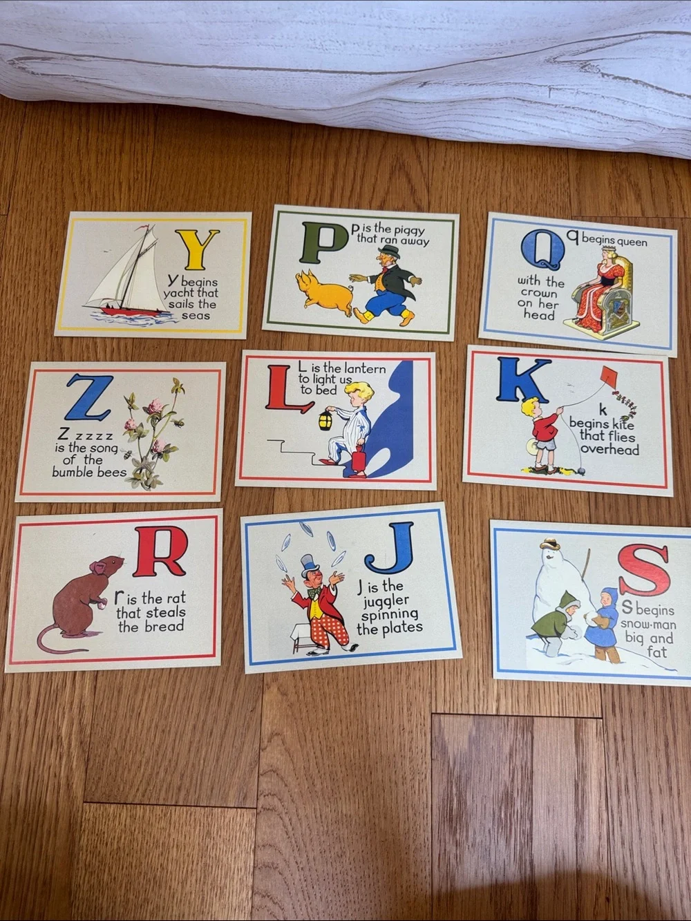 Vintage Flash Cards Alphabet Box - Red with Multicolor Print